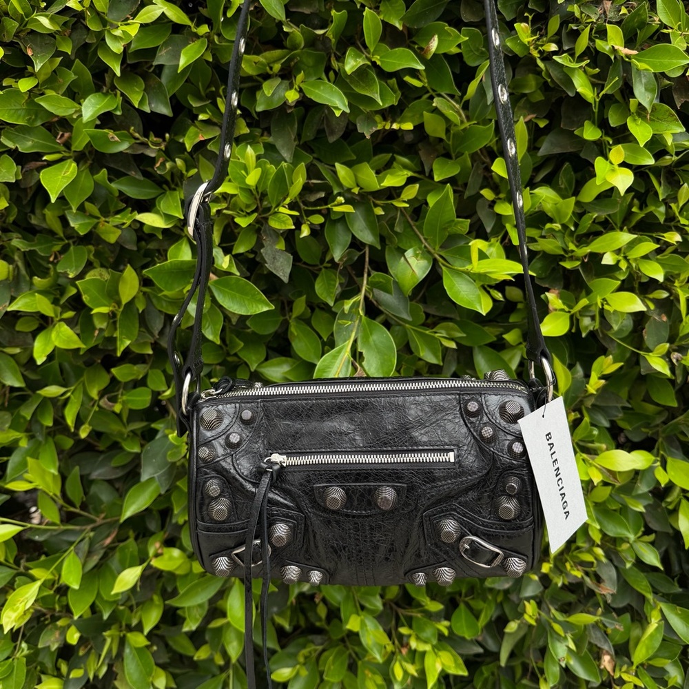 BALENCIAGA MEN'S LE CAGOLE FLAP BAG XS IN BLACK